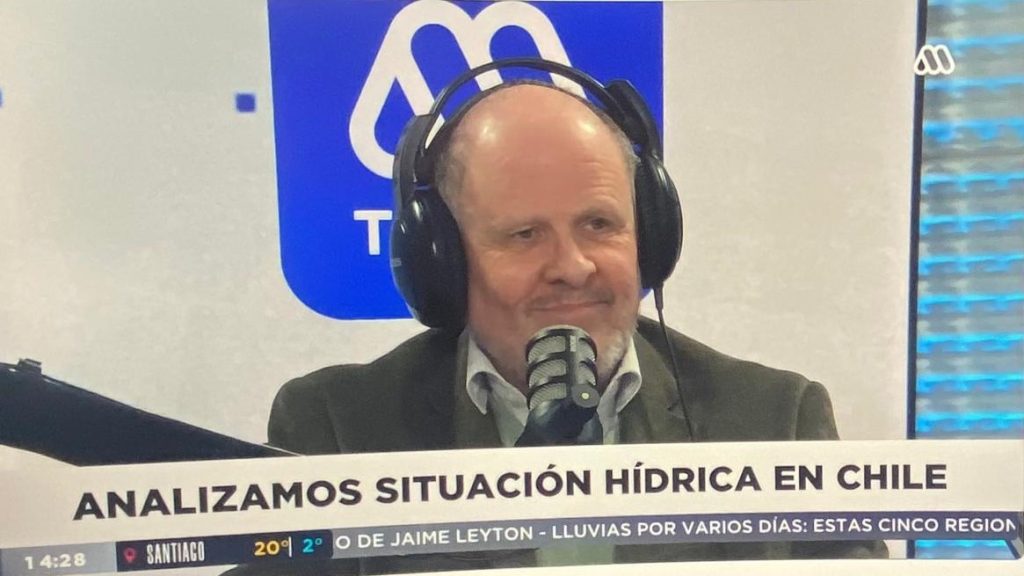 Director CDGA Guillermo Donoso, hablando sobre crisis hídrica en canal de televisión Mega.